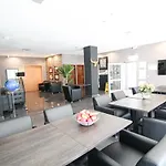 Hotel Center
