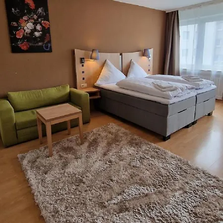 Center 2*