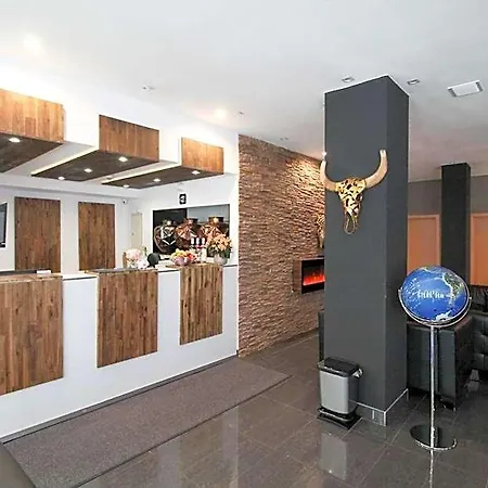 سنتر إيسن فندق إسن